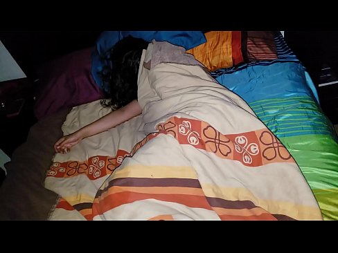 ❤️ Stepson berači svojo mlado mačeho, medtem ko ona spi. Anal porn pri nas ☑
